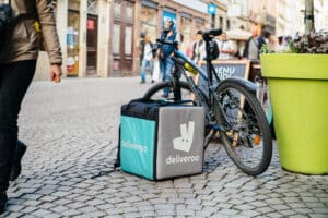  Deliveroo losses soar to £147m as cost of living crisis bites