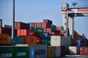  Felixstowe port workers set for second strike in pay dispute