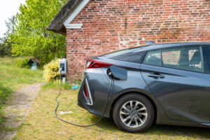  Housebuilders ‘lobbied against plan for electric car chargers in new homes in England’