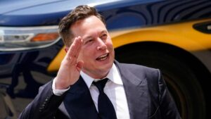  Judge gives Musk till end of October to complete $44 billion Twitter deal