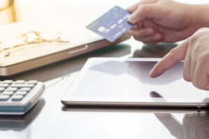  Consumers Continue to Pay with Credit Cards — What SMEs Can Do