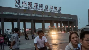  Riots break out at world’s biggest iPhone factory in China over Covid and pay