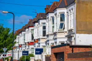  Homeowners face £3,000 rise in mortgage payments