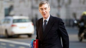  Jacob Rees-Mogg to receive £500,000 in fund dividend