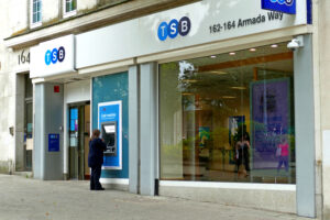  TSB staff and bosses to share £29.8m bonus pot after record profits