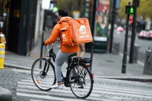  Sainsbury’s signs deal with food delivery app Just Eat