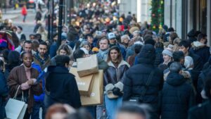  UK inflation falls for third month in a row to 10.1%
