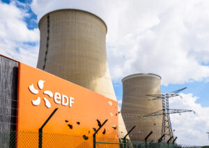  Extended life for two UK nuclear power stations