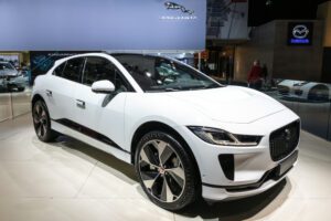  Jaguar Land Rover to ramp up UK EV production with £15bn investment