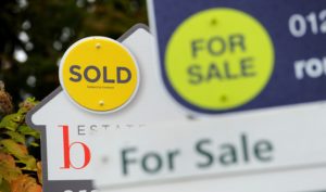  House sales in UK at highest point this year, says Zoopla