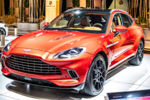  Aston Martin hopes for share price boost after revenue jump