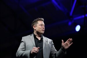  Tesla set to sell electricity in Britain