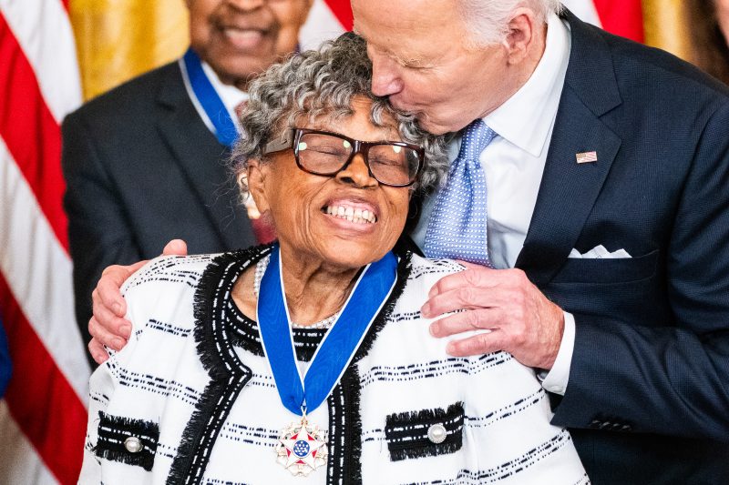  Biden Honors 19 Remarkable Individuals with Presidential Medal of Freedom, Including Evers, Pelosi, and Ledecky