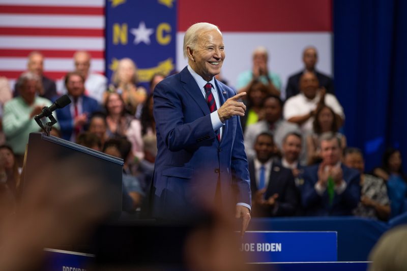  Biden’s Prestigious Honor: 19 Recipients, Pelosi and Ledecky Among Them!