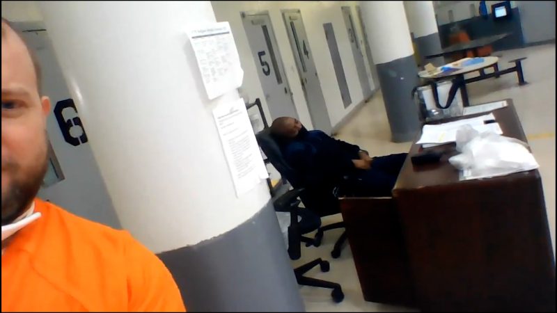  Shock Video: Attorney Exposes Sleeping D.C. Jail Guard Linked to Jan. 6 Defendant