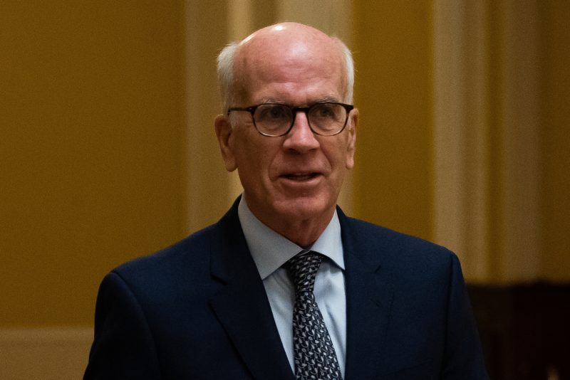  The Pioneer: Peter Welch Urges Biden to Step Aside