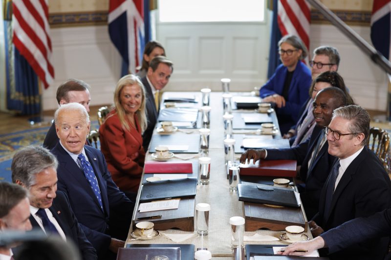  Stormy Meeting: Biden and U.K.’s Starmer Convene Amid Ukraine Weapon Concerns