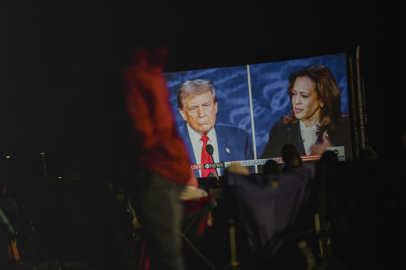  Poll Reveals Dead Heat between Harris and Trump in Pennsylvania