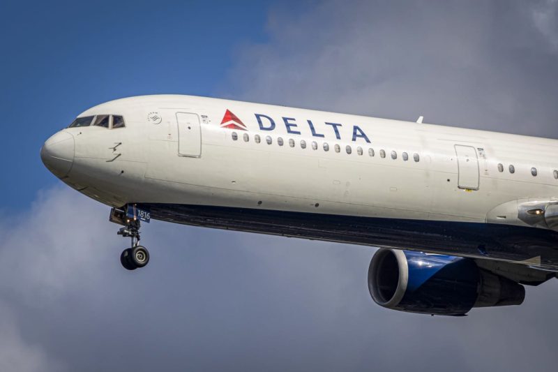  Delta Takes Legal Action Against CrowdStrike Amid Massive IT Outage Impacting Thousands of Flights