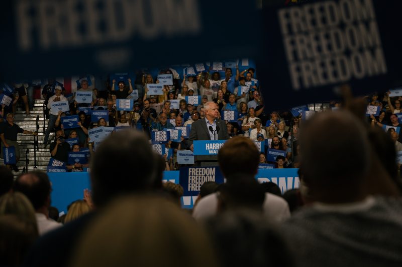  Tim Walz’s Campaign, Wrapped in Bubble Trouble!