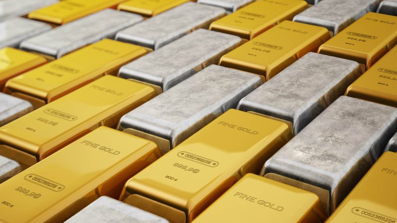  Gold and Silver Are Crushing the S&P 500! Here’s What You Need To Know Now!