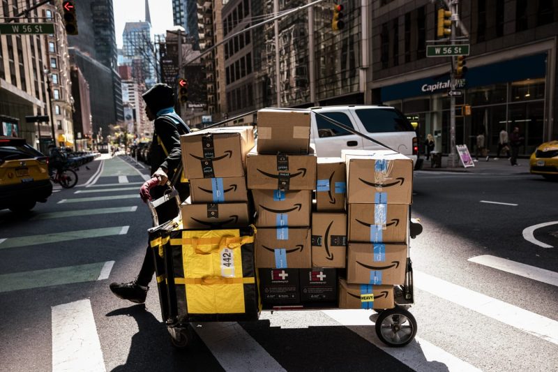 Trump ends de minimis exemption for global low-cost goods
